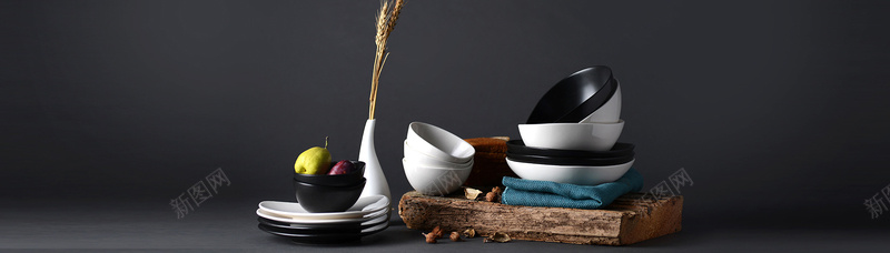 家装碗筷文艺精致质感黑色背景背景