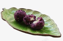 叶状盘紫薯球小吃盘高清图片