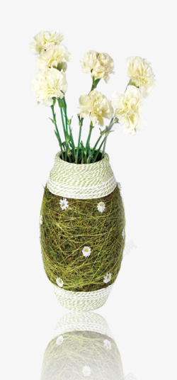 白色花瓶草编花瓶中的白色花朵高清图片