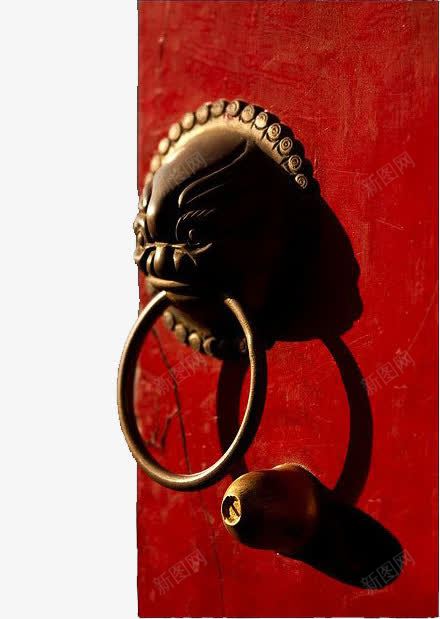 红色木门上的铜把手png免抠素材_新图网 https://ixintu.com 中国风 传统 红色 铜