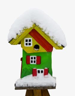 堆满积雪的小屋素材