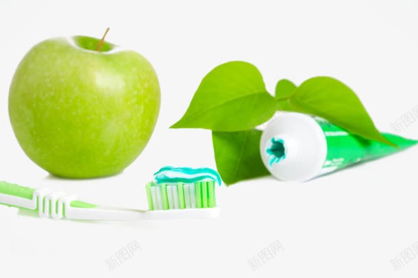 绿色清新洗漱用品png免抠素材_新图网 https://ixintu.com 植物 清新 牙刷 牙膏 绿色