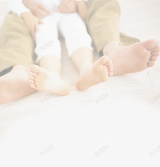 父子两小脚板png免抠素材_新图网 https://ixintu.com 父子 脚板