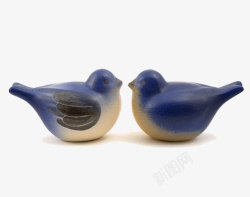 两只蓝色的陶瓷鸟素材