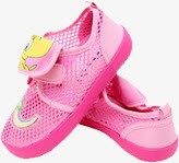 粉色洞洞鞋海报素材