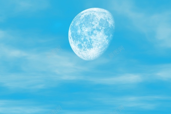 蓝色天空的半个月亮背景
