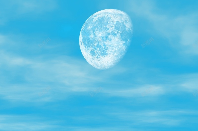 蓝色天空的半个月亮jpg设计背景_新图网 https://ixintu.com jpg 天空 月亮 背景