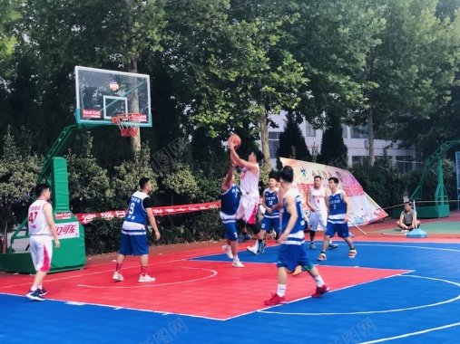 业余篮球赛在潍坊4背景