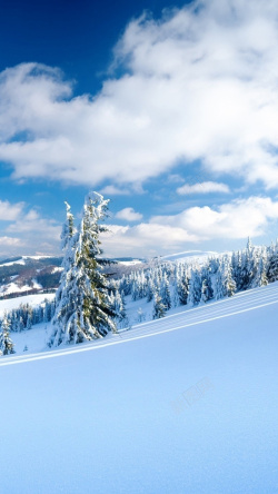 户外雪景简约蓝天白云户外雪景H5背景素材高清图片