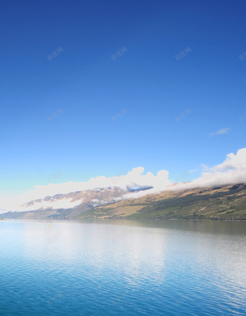 唯美景色高清H5背景jpg设计背景_新图网 https://ixintu.com 天空 蓝色 大海 远山 白云 H5 h5 摄影 风景