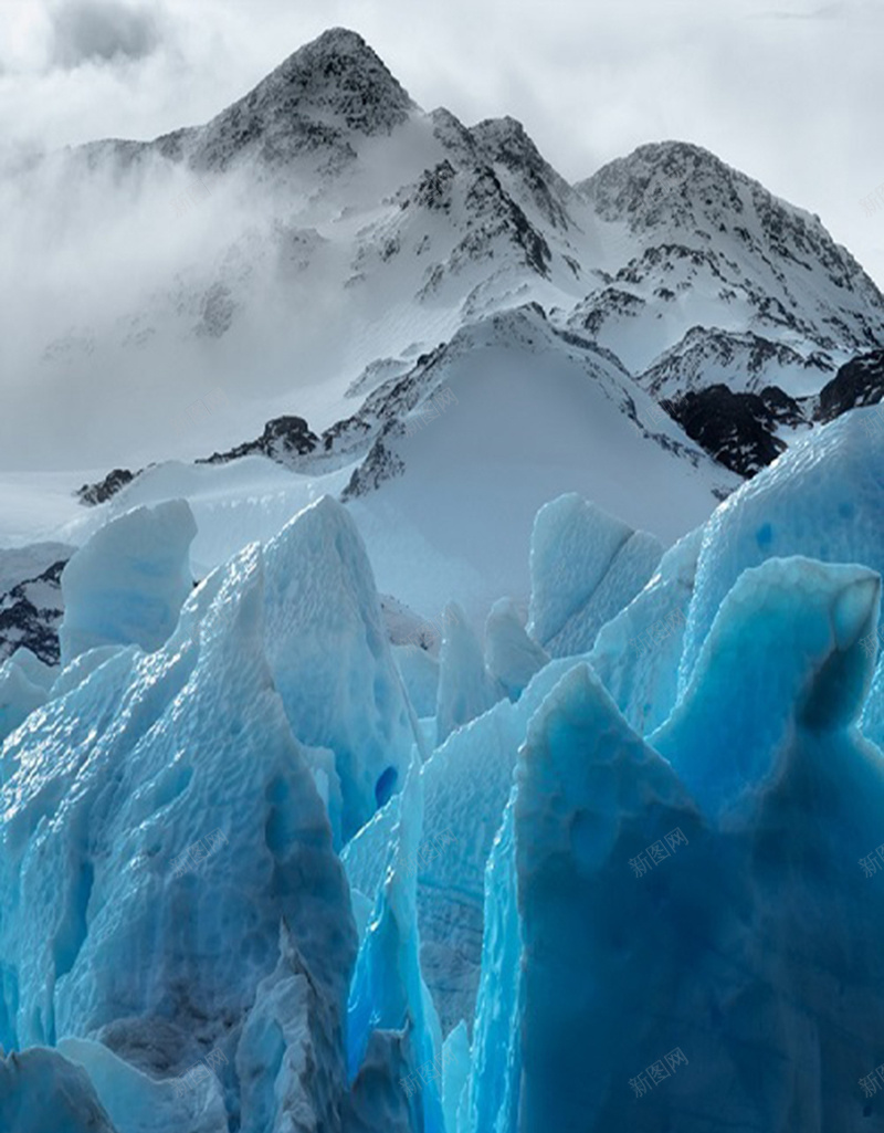 美丽的蓝色冰晶雪山H5背景素材jpg设计背景_新图网 https://ixintu.com 美丽 蓝色 冰晶 雪山 摄影 H5背景素材 风景