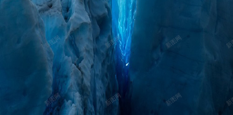 美丽的蓝色冰晶雪山H5背景素材jpg设计背景_新图网 https://ixintu.com 美丽 蓝色 冰晶 雪山 摄影 H5背景素材 风景