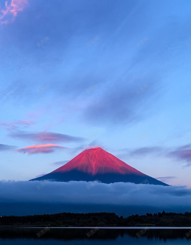 火山H5摄影素材jpg设计背景_新图网 https://ixintu.com 火山 倒影 海水 蓝天 蓝色 云彩 摄影 风景