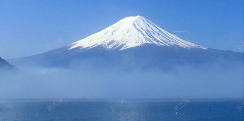 富士山樱花H5背景jpg设计背景_新图网 https://ixintu.com H5 天空 富士山 小清新 文艺 樱花 美丽的富士山 背景 蓝色