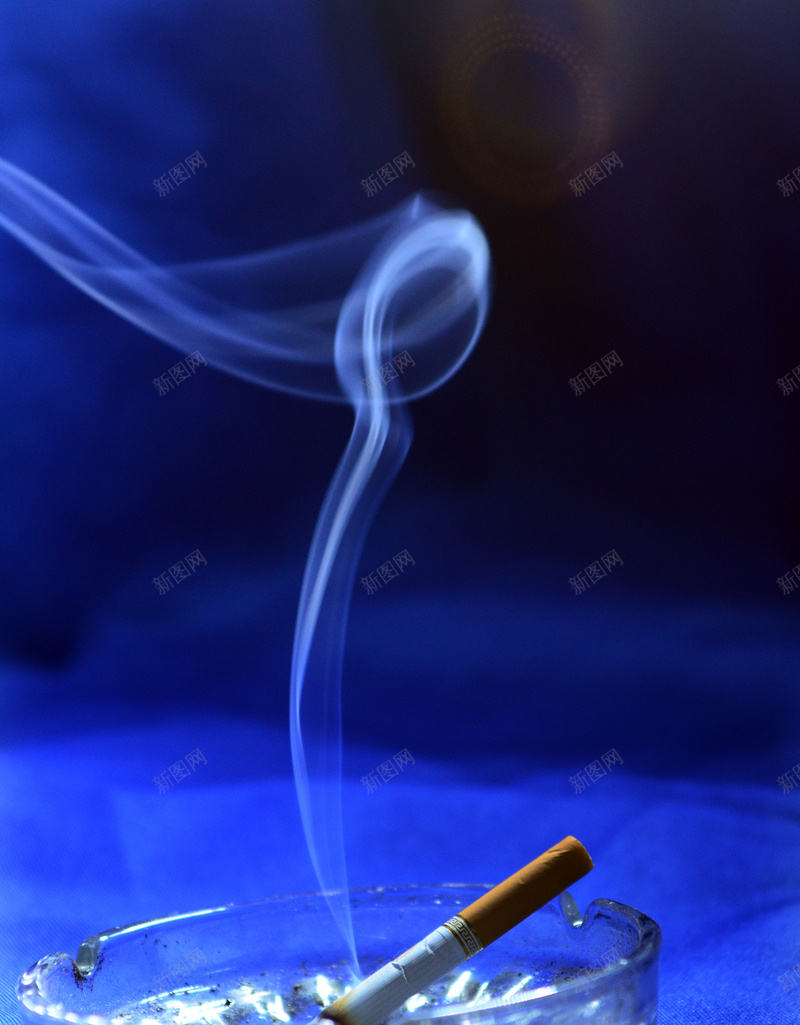 吸烟有害健康海报背景素材jpg设计背景_新图网 https://ixintu.com 吸烟有害健康 烟灰缸 蓝色 设计 烟 吸烟有害健康图片图片下载 有害物 生活百科