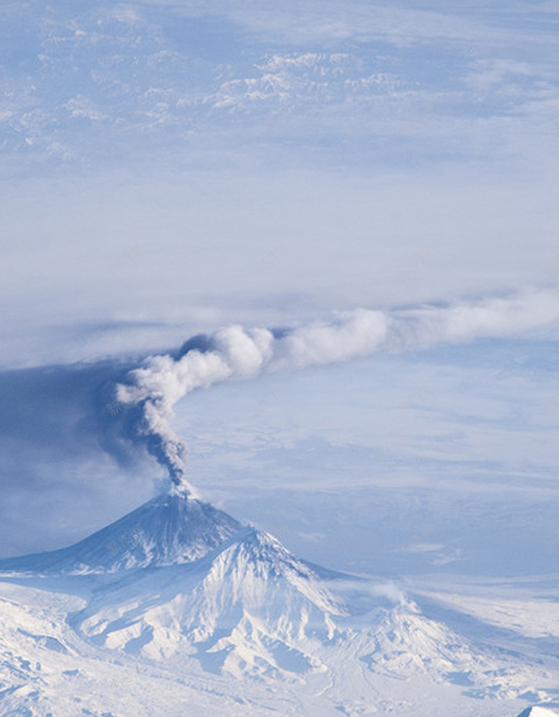 蓝天下的火山H5背景jpg设计背景_新图网 https://ixintu.com H5 h5 商务 火山 科幻 科技 蓝天 蓝色