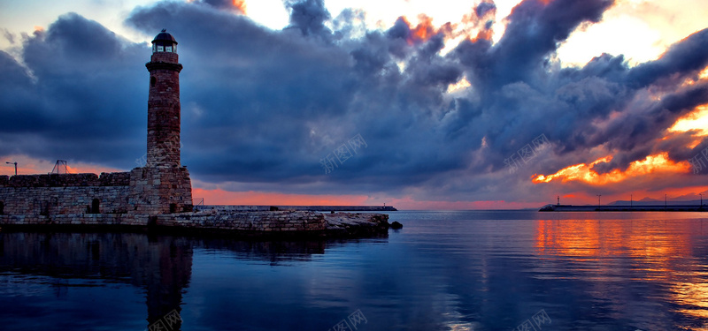 灯塔夜景唯美幸福缤纷bannerjpg设计背景_新图网 https://ixintu.com 灯塔 夜景 唯美 幸福 缤纷 海报banner 摄影 风景