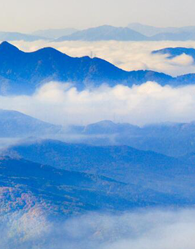 被云笼罩的山H5背景图jpg设计背景_新图网 https://ixintu.com H5 h5 云海 大气 蓝色 远山