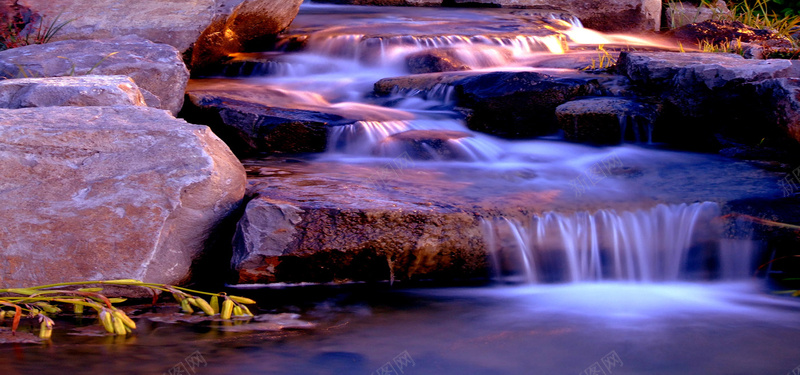 石头上的瀑布与河流jpg设计背景_新图网 https://ixintu.com 石头 河流 瀑布 唯美 风景 海报banner 摄影