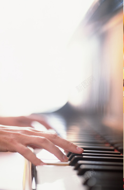 钢琴兴趣班开学季钢琴班招生广告高清图片