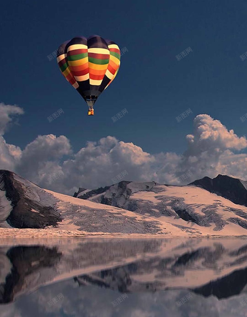 飞行的热气球H5背景jpg设计背景_新图网 https://ixintu.com 风景 热气球 旅游 旅行 飞行 H5背景 倒影 雪山 天空 水面 H5 h5 摄影