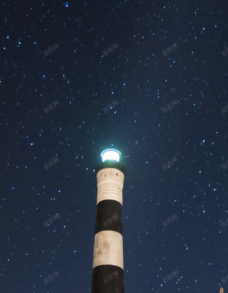 梦幻灯塔星空H5背景素材jpg设计背景_新图网 https://ixintu.com 指路的明灯 星空 树叶 梦幻 灯塔 旅行 夜景 H5背景素材