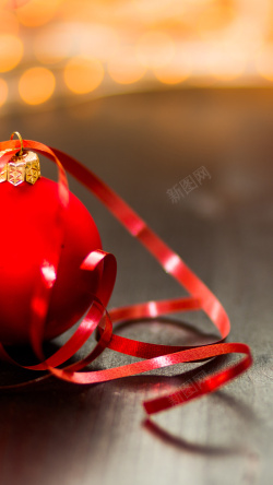大气圣诞球圣诞球红色浪漫背景高清图片