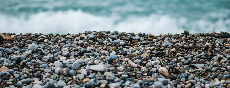 海报背景图片jpg设计背景_新图网 https://ixintu.com 海报banner 摄影 风景 海边石子