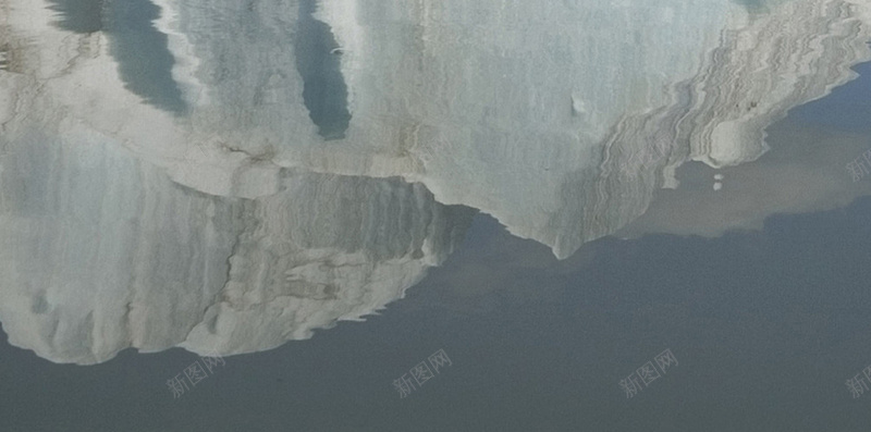 雪山大海探险者风景H5背景jpg设计背景_新图网 https://ixintu.com APP手机端 H5背景 冬天 大海 寒冷 小清新 探险者 滑冰 滑雪 雪山 雪山风景 风景背景