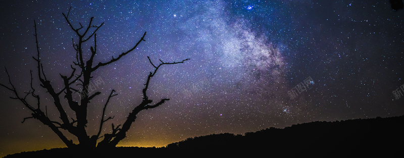 星空树夜景远方jpg设计背景_新图网 https://ixintu.com 沙滩 书本 大海 远方 温暖 摄影 风景