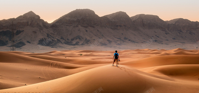 沙漠中的背景图背景