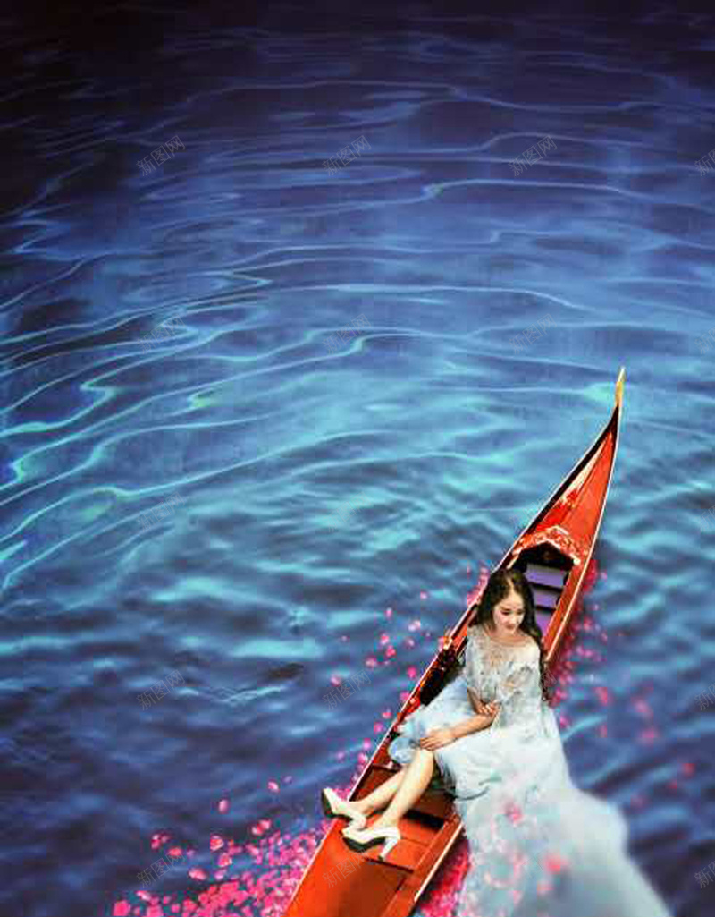 人物特效H5摄影素材jpg_新图网 https://ixintu.com 小船 红色 大海 海水 女孩 人物 摄影 摄影素材 特效 风景