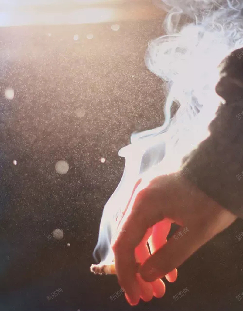 创意艺术个性海报psd设计背景_新图网 https://ixintu.com 个性 创意 吸烟 手指 欧美 烟味 简约 艺术 质感 随性
