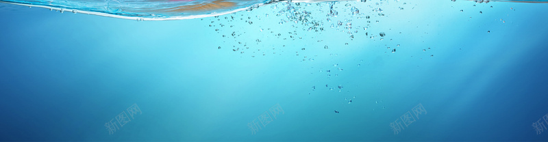 蓝色水下jpg设计背景_新图网 https://ixintu.com 海报banner 气泡 水花 蓝色 水 摄影 风景