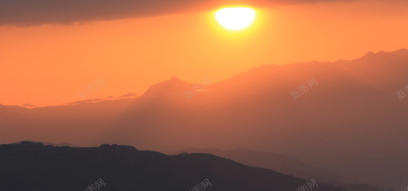 摄影雨后阳光jpg设计背景_新图网 https://ixintu.com 摄影 海报banner 风景