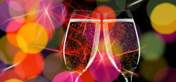 香槟酒新年图片素材朦胧背景下的香槟酒图片高清图片