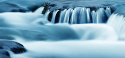 溪水潺潺潺潺的溪水背景高清图片