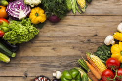 蔬菜搭配健康营养丰富的食材高清图片