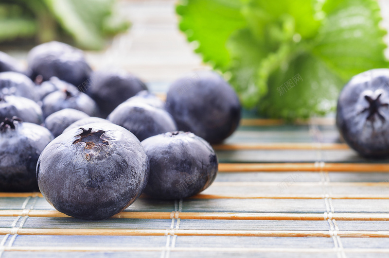 蓝莓水果食物美味jpg设计背景_新图网 https://ixintu.com 自然 水果 食物 美味