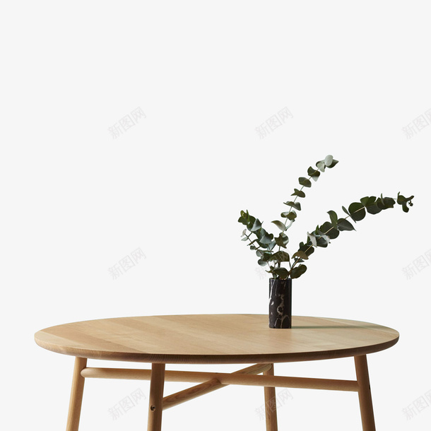 木头圆形桌子png免抠素材_新图网 https://ixintu.com 木头 桌子 桌子侧面 植物 花瓶