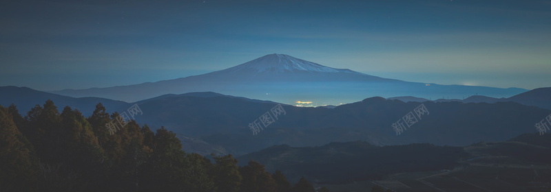 远山的风景大山黑夜jpg设计背景_新图网 https://ixintu.com 远山的风景图片 大山 黄昏 黑夜