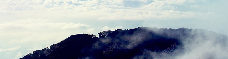 壮观风景背景psd设计背景_新图网 https://ixintu.com 白云 风景 山 树 海报banner 摄影