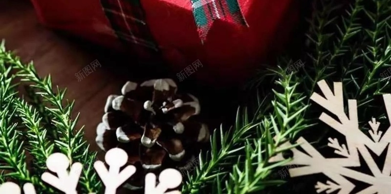 圣诞节红色礼盒喜庆庆祝jpg设计背景_新图网 https://ixintu.com 节日 圣诞节 十二月 礼盒