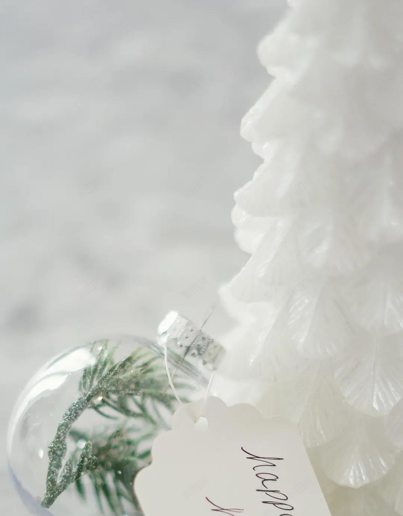 带卡片的圣诞树玻璃球jpg设计背景_新图网 https://ixintu.com 十二月 圣诞节 圣诞树 白色