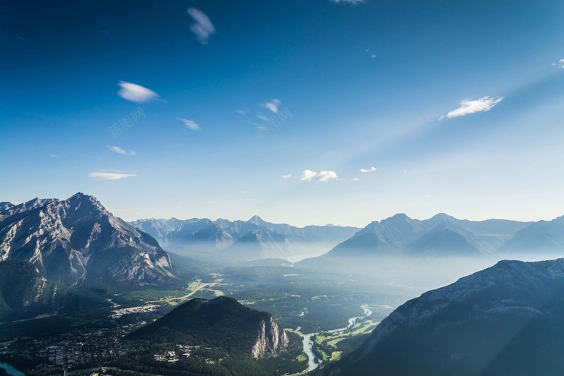 一望无际的山峰背景jpg设计背景_新图网 https://ixintu.com 一望无际背景 天空背景 蓝色背景 云彩背景 草原背景 风景背景 海报banner 摄影 风景