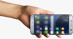 手上手机在手上横握着的GalaxyS7edge手持手机数码高清图片