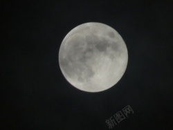圆月之夜八月十五的月亮高清图片