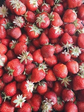 草莓水果新鲜维生素背景