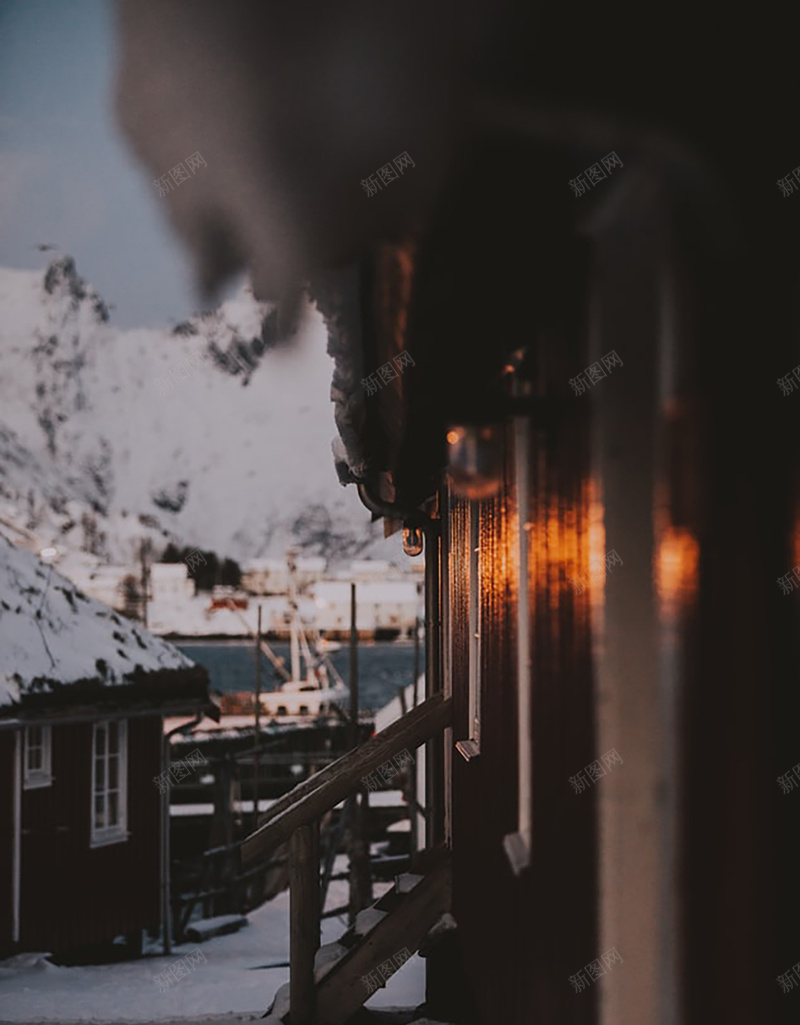 村落傍晚雪风景jpg设计背景_新图网 https://ixintu.com 傍晚 村落 雪 风景 黄昏夜景