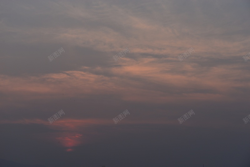 学校的夕阳也是很美jpg设计背景_新图网 https://ixintu.com 夕阳 天空 残阳 落日